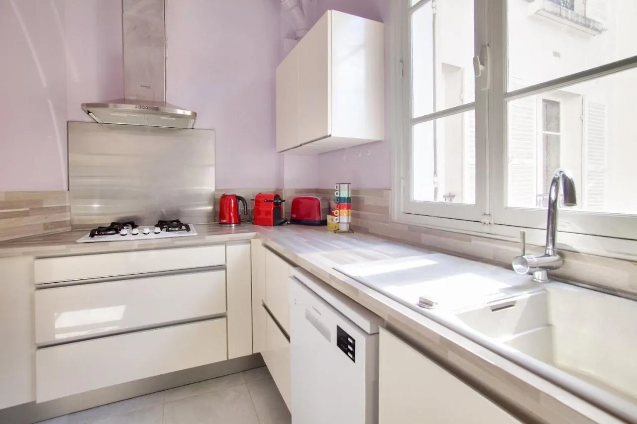 Apartment 2 Bedrooms Tour Eiffel Rapp Paris